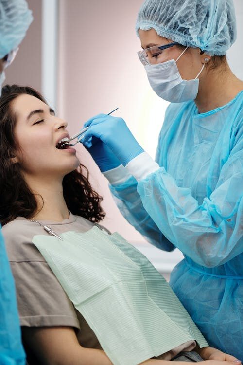 dentiste esthétique dentaire